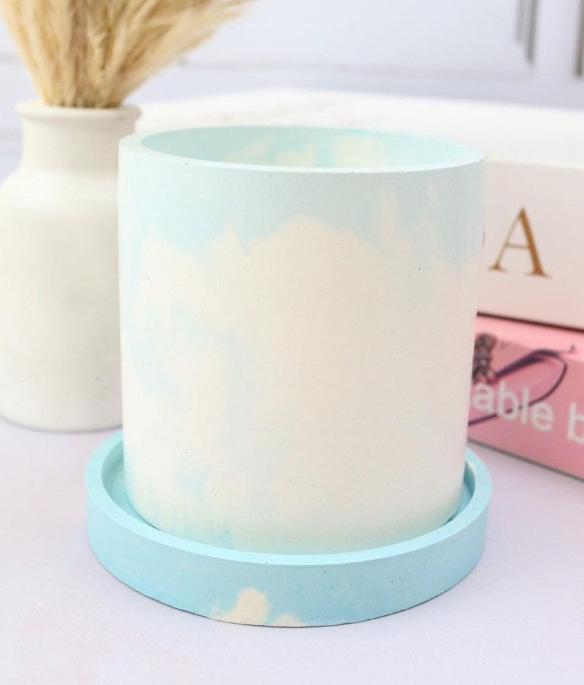 Macetero redondo pequeño con base