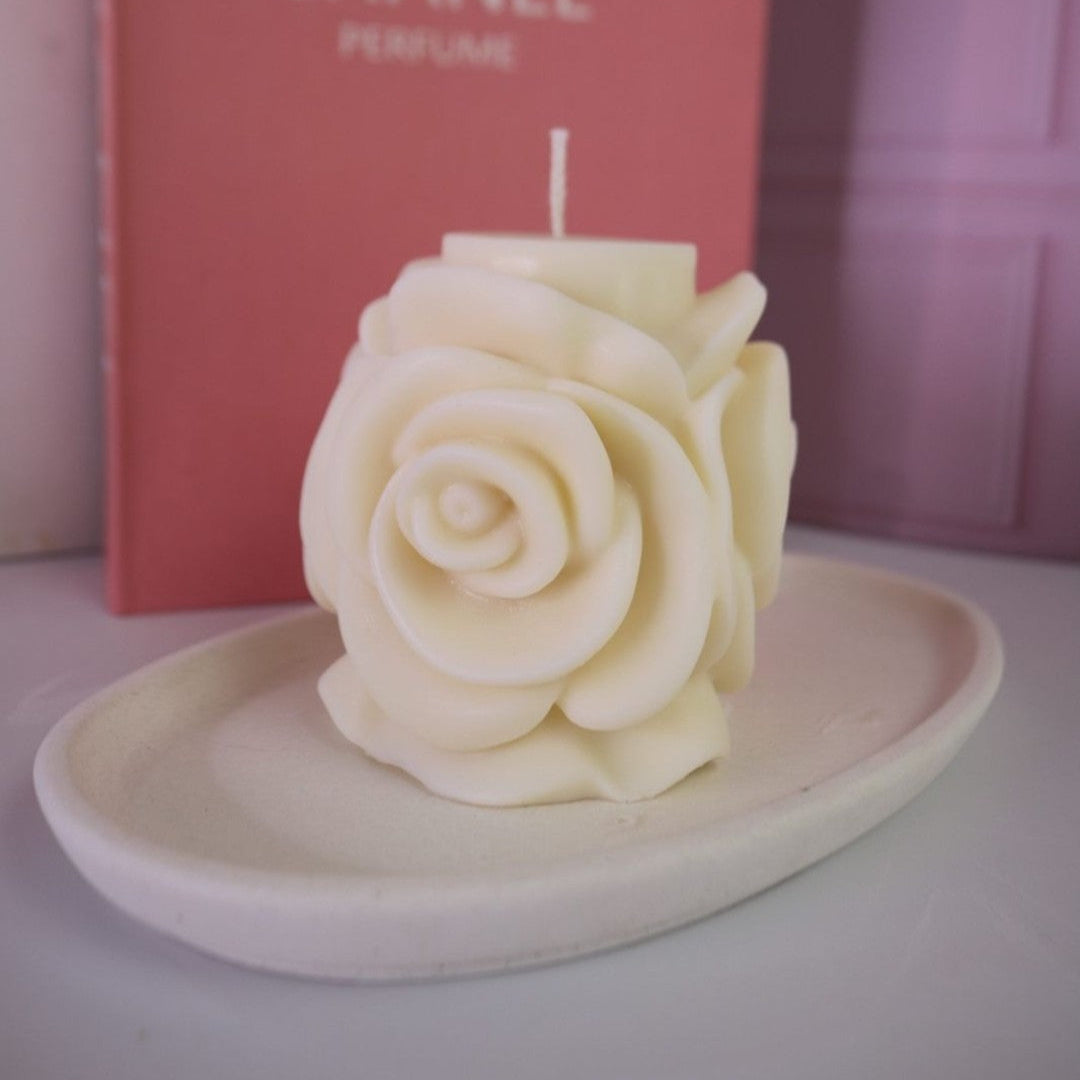 Vela aromática rosa grande. Tres opciones de base o sin base.